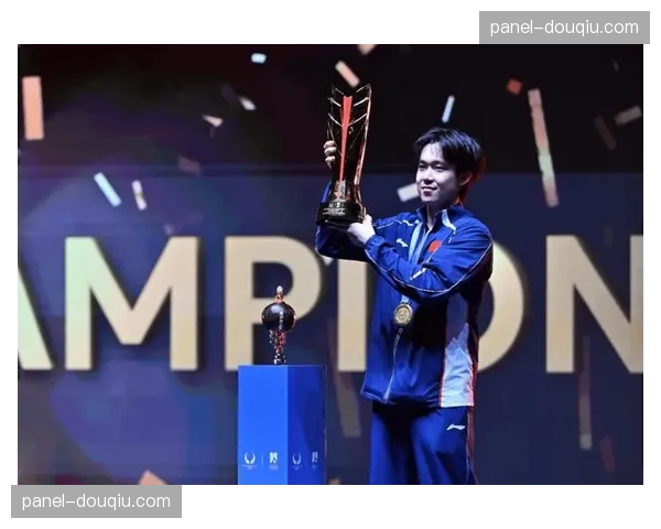 王楚钦近期密集赛程引发担忧：体能恢复与心态调整成卫冕关键