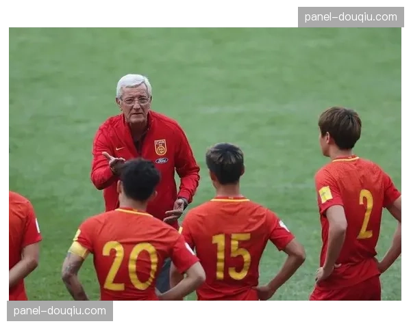 独家专访洛里昂老将勒费埃：“我渴望踢到40岁”